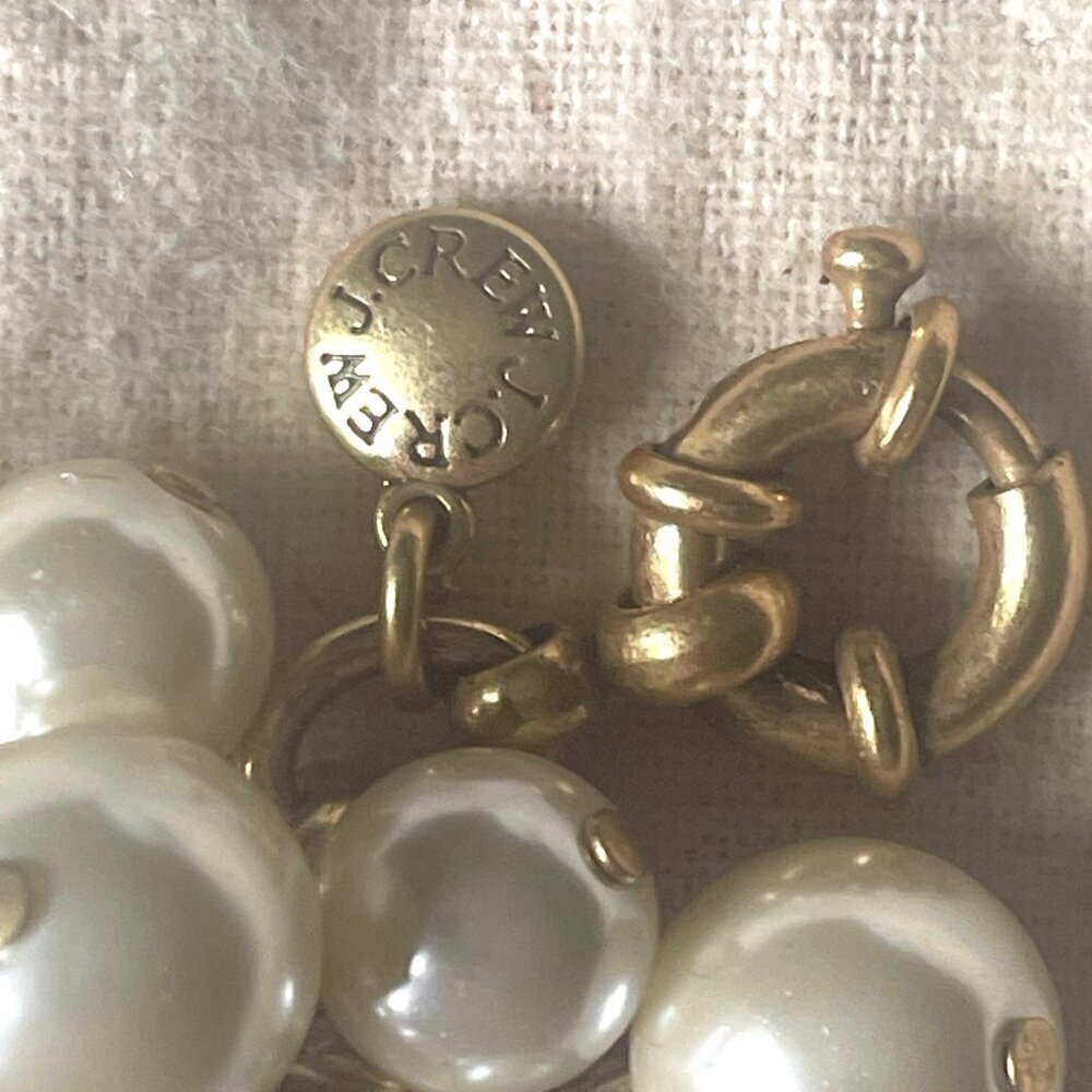 J.Crew Faux Pearl & Crystal Cluster Gold Chain Statement Bracelet - Picture 6 of 10